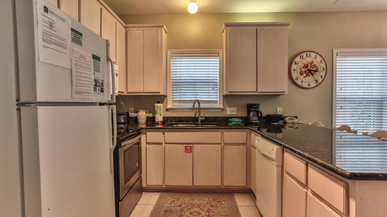 Biglows Bungalow - About A Quarter Mile To Private Neighborhood Beach Access, Pet Friendly, Community Pool Destin Buitenkant foto