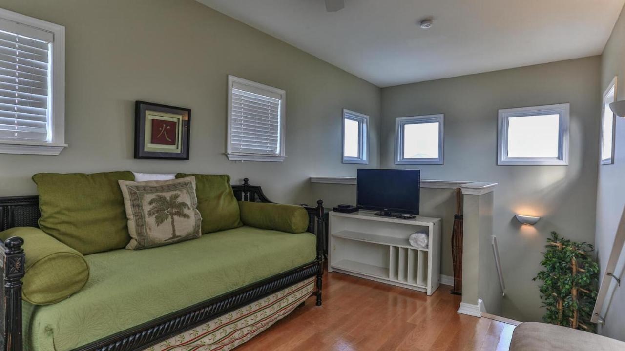 Biglows Bungalow - About A Quarter Mile To Private Neighborhood Beach Access, Pet Friendly, Community Pool Destin Buitenkant foto