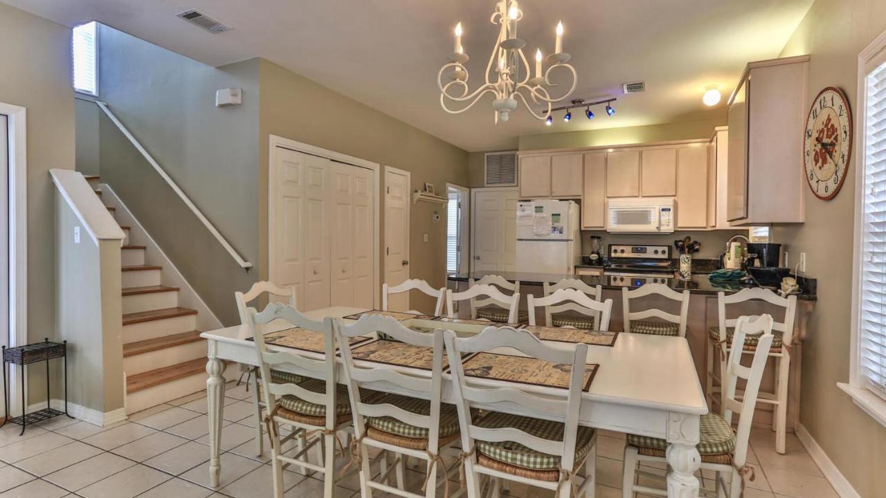 Biglows Bungalow - About A Quarter Mile To Private Neighborhood Beach Access, Pet Friendly, Community Pool Destin Buitenkant foto
